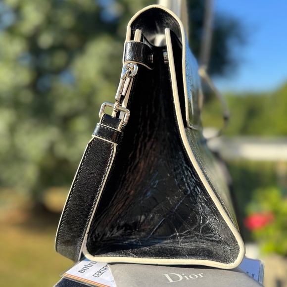 Christian Dior Diorissimo Medium -Excellent Condition with COA - Picture 6 of 8